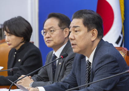 Ruling party urges North Korea to accept Seoul's offer for military talks | Ruling party urges North Korea to accept Seoul's offer for military talks Ruling party urges North Korea to accept Seoul's offer for military talks | Ruling party urges North Korea to accept Seoul's offer for military talks