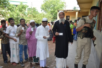 BJP accuses Mamata Banerjee of ‘theatrics’ over SIR to shield illegal voters from Bangladesh | BJP accuses Mamata Banerjee of ‘theatrics’ over SIR to shield illegal voters from Bangladesh BJP accuses Mamata Banerjee of ‘theatrics’ over SIR to shield illegal voters from Bangladesh | BJP accuses Mamata Banerjee of ‘theatrics’ over SIR to shield illegal voters from Bangladesh