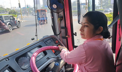 Women empowerment: Gujarat gets its first female driver behind wheel of BRTS bus | Women empowerment: Gujarat gets its first female driver behind wheel of BRTS bus Women empowerment: Gujarat gets its first female driver behind wheel of BRTS bus | Women empowerment: Gujarat gets its first female driver behind wheel of BRTS bus