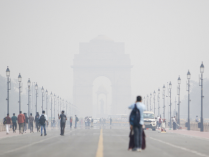 Delhi-NCR chokes under ‘very poor’ air quality for 7th straight day, smog blankets region | Delhi-NCR chokes under ‘very poor’ air quality for 7th straight day, smog blankets region