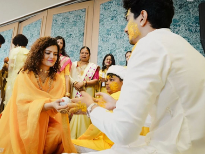 Palak Muchhal posts beautiful haldi moments of brother Palaash before his wedding to cricketer Smriti Mandhana | Palak Muchhal posts beautiful haldi moments of brother Palaash before his wedding to cricketer Smriti Mandhana