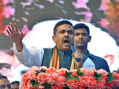 Mamata Banerjee talks to additional CEO of Bengal via chief secy’s mobile, LoP complains to ECI | Mamata Banerjee talks to additional CEO of Bengal via chief secy’s mobile, LoP complains to ECI