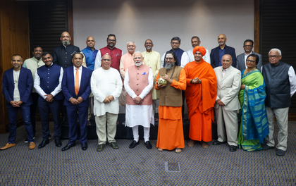 PM Modi engages with community leaders in Johannesburg, urges promotion of Indian culture | PM Modi engages with community leaders in Johannesburg, urges promotion of Indian culture