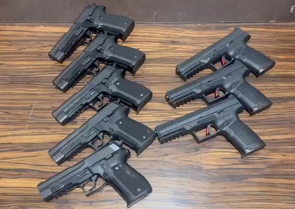 Pakistan-linked arms smuggling racket busted in Delhi; four arrested with foreign weapons | Pakistan-linked arms smuggling racket busted in Delhi; four arrested with foreign weapons Pakistan-linked arms smuggling racket busted in Delhi; four arrested with foreign weapons | Pakistan-linked arms smuggling racket busted in Delhi; four arrested with foreign weapons