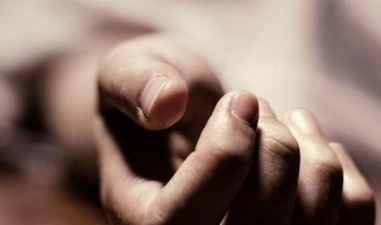 Youth found dead in Kolkata hotel; police probe possible foul play | Youth found dead in Kolkata hotel; police probe possible foul play