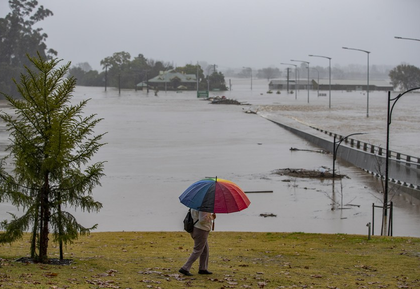 Support on the way after Australia's Darwin hit by Tropical Cyclone Fina | Support on the way after Australia's Darwin hit by Tropical Cyclone Fina