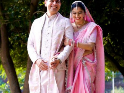 Smriti Irani on Ashlesha, Sandeep's wedding: Some love stories take interesting turns | Smriti Irani on Ashlesha, Sandeep's wedding: Some love stories take interesting turns