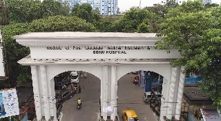 Six of a family critical after consuming food cooked with acid in Bengal’s Ghatal | Six of a family critical after consuming food cooked with acid in Bengal’s Ghatal