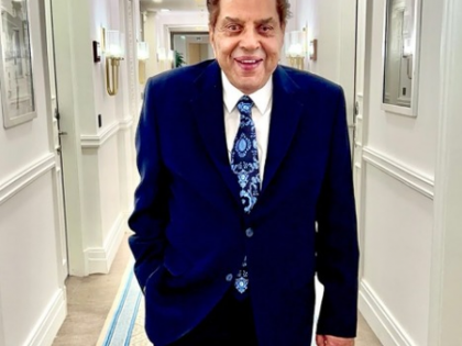 Madhuri Dixit, Anushka Sharma & other Bollywood actresses pay heartfelt tribute to late Dharmendra | Madhuri Dixit, Anushka Sharma & other Bollywood actresses pay heartfelt tribute to late Dharmendra