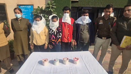 Delhi Police arrest four for robbing elderly woman after posing as tenants | Delhi Police arrest four for robbing elderly woman after posing as tenants Delhi Police arrest four for robbing elderly woman after posing as tenants | Delhi Police arrest four for robbing elderly woman after posing as tenants