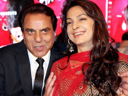 Juhi Chawla revisits her childhood obsession with Dharmendra’s classic ‘Sholay’ | Juhi Chawla revisits her childhood obsession with Dharmendra’s classic ‘Sholay’ Juhi Chawla revisits her childhood obsession with Dharmendra’s classic ‘Sholay’ | Juhi Chawla revisits her childhood obsession with Dharmendra’s classic ‘Sholay’
