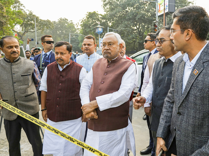 Nitish Kumar inspects Patna-Bihta elevated road, asks officials to expedite project | Nitish Kumar inspects Patna-Bihta elevated road, asks officials to expedite project