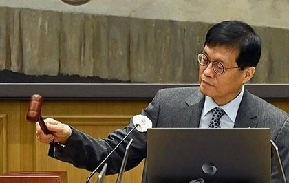 BOK holds key rate steady for 4th consecutive session in S. Korea | BOK holds key rate steady for 4th consecutive session in S. Korea BOK holds key rate steady for 4th consecutive session in S. Korea | BOK holds key rate steady for 4th consecutive session in S. Korea