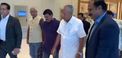 CM Vijayan urges united stand from Kerala MPs ahead of Parliament session | CM Vijayan urges united stand from Kerala MPs ahead of Parliament session CM Vijayan urges united stand from Kerala MPs ahead of Parliament session | CM Vijayan urges united stand from Kerala MPs ahead of Parliament session