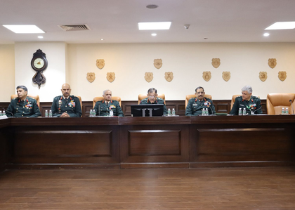 Lt Gen Pushpendra Singh leads discussions on Army Aviation flight safety | Lt Gen Pushpendra Singh leads discussions on Army Aviation flight safety