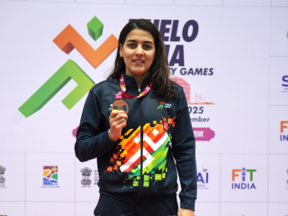 KIUG 2025: Bhavya Sachdeva’s seventh swimming gold consolidates Jain University’s position at top | KIUG 2025: Bhavya Sachdeva’s seventh swimming gold consolidates Jain University’s position at top