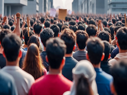 Protests in Patna as teenage girl ends life by jumping off high-rise; family alleges rape | Protests in Patna as teenage girl ends life by jumping off high-rise; family alleges rape