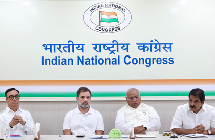 ‘Meet first, then come to Delhi’: Congress high command instructs Siddaramaiah and Shivakumar | ‘Meet first, then come to Delhi’: Congress high command instructs Siddaramaiah and Shivakumar ‘Meet first, then come to Delhi’: Congress high command instructs Siddaramaiah and Shivakumar | ‘Meet first, then come to Delhi’: Congress high command instructs Siddaramaiah and Shivakumar