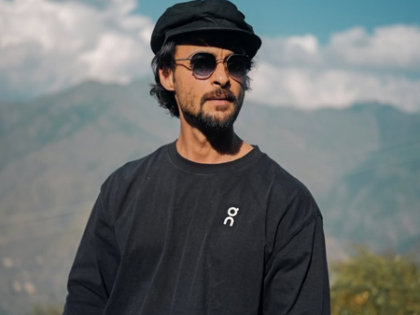 Aayush Sharma ticks of childhood dream after meeting David Beckham | Aayush Sharma ticks of childhood dream after meeting David Beckham Aayush Sharma ticks of childhood dream after meeting David Beckham | Aayush Sharma ticks of childhood dream after meeting David Beckham