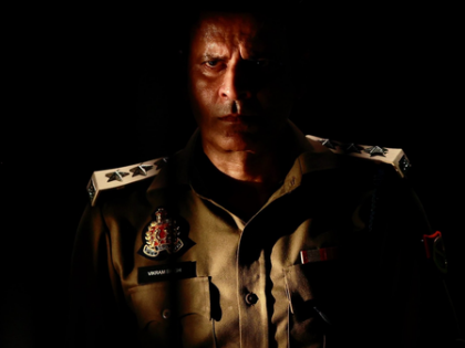 Ram Gopal Varma drops a moment of Manoj Bajpayee from 'Police Station Mein Bhoot' | Ram Gopal Varma drops a moment of Manoj Bajpayee from 'Police Station Mein Bhoot' Ram Gopal Varma drops a moment of Manoj Bajpayee from 'Police Station Mein Bhoot' | Ram Gopal Varma drops a moment of Manoj Bajpayee from 'Police Station Mein Bhoot'