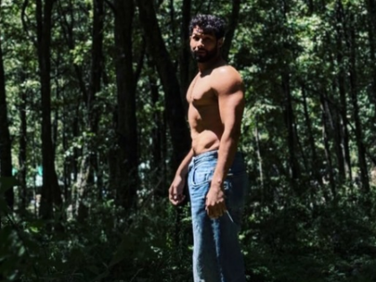 Siddhant Chaturvedi shares shirtless photos from his nature getaway | Siddhant Chaturvedi shares shirtless photos from his nature getaway