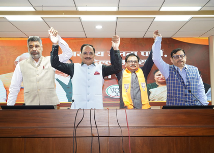 AAP’s two-time MLA Rajesh Gupta joins BJP on eve of MCD bypolls | AAP’s two-time MLA Rajesh Gupta joins BJP on eve of MCD bypolls AAP’s two-time MLA Rajesh Gupta joins BJP on eve of MCD bypolls | AAP’s two-time MLA Rajesh Gupta joins BJP on eve of MCD bypolls