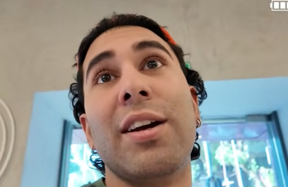 Orry reveals Sara Ali Khan wanted to throw the 'Koffee with Karan' mug, gave it away to him | Orry reveals Sara Ali Khan wanted to throw the 'Koffee with Karan' mug, gave it away to him Orry reveals Sara Ali Khan wanted to throw the 'Koffee with Karan' mug, gave it away to him | Orry reveals Sara Ali Khan wanted to throw the 'Koffee with Karan' mug, gave it away to him