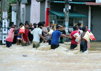 Cyclone Ditwah: CM Vijayan seeks Centre's intervention to rescue stranded Keralites in Sri Lanka | Cyclone Ditwah: CM Vijayan seeks Centre's intervention to rescue stranded Keralites in Sri Lanka