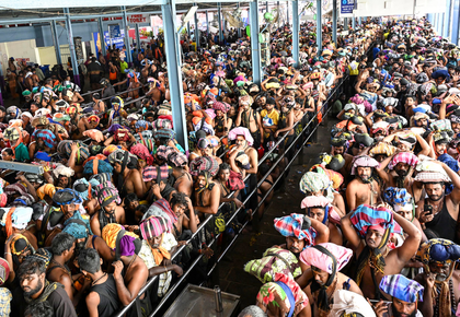 Kerala: Sabarimala gold scam fails to keep away pilgrims as revenues soar | Kerala: Sabarimala gold scam fails to keep away pilgrims as revenues soar