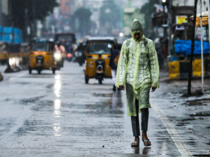 Red Alert issued in Chennai, Tiruvallur as deep depression moves close to coast | Red Alert issued in Chennai, Tiruvallur as deep depression moves close to coast
