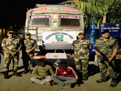 BSF nabs 2 smugglers, seize gold valued at Rs 3.02-cr along India-B'desh border | BSF nabs 2 smugglers, seize gold valued at Rs 3.02-cr along India-B'desh border