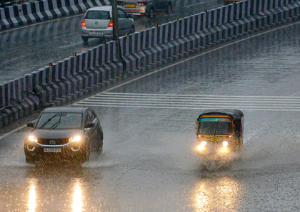 Heavy rain lashes coastal, interior Tamil Nadu for third consecutive day | Heavy rain lashes coastal, interior Tamil Nadu for third consecutive day
