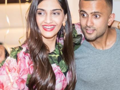 Sonam Kapoor marks eight years since she got 'engaged' to Anand Ahuja in NY | Sonam Kapoor marks eight years since she got 'engaged' to Anand Ahuja in NY