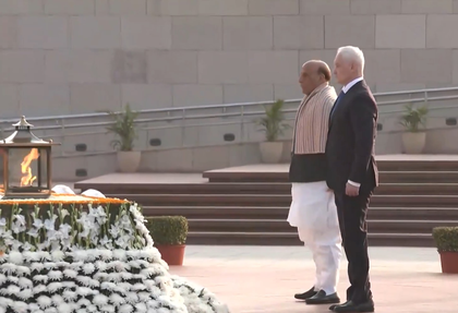 Rajnath Singh, Russian counterpart Belousov lay wreath at National War Memorial | Rajnath Singh, Russian counterpart Belousov lay wreath at National War Memorial