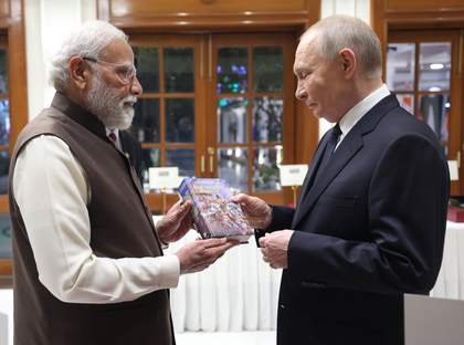 PM Modi gifts Russian edition of Bhagavad Gita to President Putin, says its teachings inspire millions | PM Modi gifts Russian edition of Bhagavad Gita to President Putin, says its teachings inspire millions PM Modi gifts Russian edition of Bhagavad Gita to President Putin, says its teachings inspire millions | PM Modi gifts Russian edition of Bhagavad Gita to President Putin, says its teachings inspire millions
