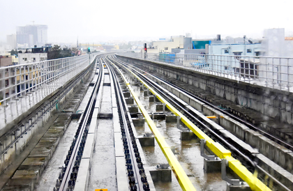 Man jumps on Metro track in Bengaluru's Kengeri station; dies | Man jumps on Metro track in Bengaluru's Kengeri station; dies