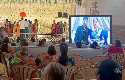 IndiGo Airlines disruptions: Bride & groom forced to attend reception online; thousands stranded at Bengaluru airport | IndiGo Airlines disruptions: Bride & groom forced to attend reception online; thousands stranded at Bengaluru airport