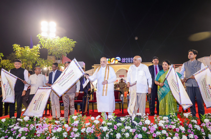 HM Shah, Gujarat CM inaugurate Ahmedabad Shopping Festival | HM Shah, Gujarat CM inaugurate Ahmedabad Shopping Festival HM Shah, Gujarat CM inaugurate Ahmedabad Shopping Festival | HM Shah, Gujarat CM inaugurate Ahmedabad Shopping Festival