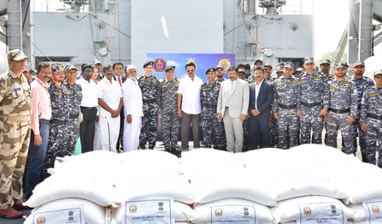 TN sends 950 tonnes of humanitarian aid to cyclone-hit Sri Lanka | TN sends 950 tonnes of humanitarian aid to cyclone-hit Sri Lanka TN sends 950 tonnes of humanitarian aid to cyclone-hit Sri Lanka | TN sends 950 tonnes of humanitarian aid to cyclone-hit Sri Lanka