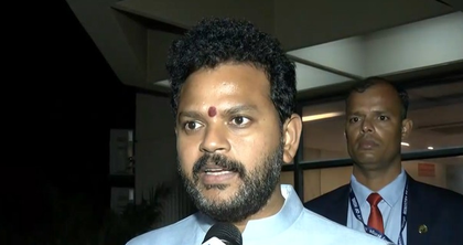 IndiGo crisis: Civil Aviation Minister says minimising inconvenience for passengers, assures strict action | IndiGo crisis: Civil Aviation Minister says minimising inconvenience for passengers, assures strict action IndiGo crisis: Civil Aviation Minister says minimising inconvenience for passengers, assures strict action | IndiGo crisis: Civil Aviation Minister says minimising inconvenience for passengers, assures strict action