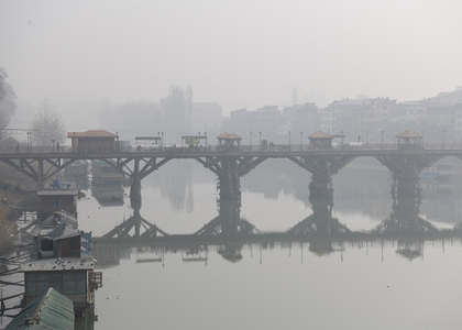 Intense cold wave continues in Kashmir; no forecast for snowfall | Intense cold wave continues in Kashmir; no forecast for snowfall Intense cold wave continues in Kashmir; no forecast for snowfall | Intense cold wave continues in Kashmir; no forecast for snowfall
