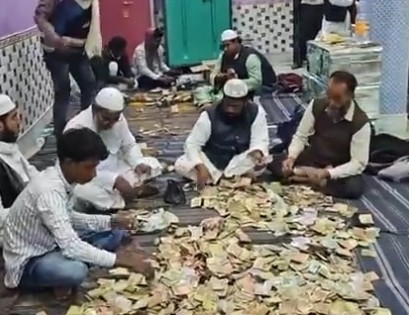 Kabir’s mosque donation video triggers fresh storm, says Muslim bizman will donate Rs 80 cr | Kabir’s mosque donation video triggers fresh storm, says Muslim bizman will donate Rs 80 cr Kabir’s mosque donation video triggers fresh storm, says Muslim bizman will donate Rs 80 cr | Kabir’s mosque donation video triggers fresh storm, says Muslim bizman will donate Rs 80 cr