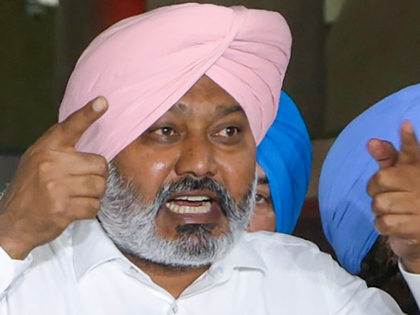 Punjab Finance Minister questions Cong, BJP on corruption allegations of Navjot Kaur Sidhu | Punjab Finance Minister questions Cong, BJP on corruption allegations of Navjot Kaur Sidhu