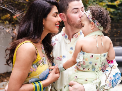 Mom Priyanka Chopra receives a special gift from daughter Malti | Mom Priyanka Chopra receives a special gift from daughter Malti Mom Priyanka Chopra receives a special gift from daughter Malti | Mom Priyanka Chopra receives a special gift from daughter Malti