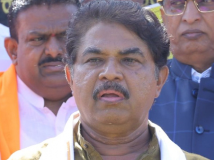 Is Siddaramaiah's son Yathindra new Congress high command, asks Karnataka BJP | Is Siddaramaiah's son Yathindra new Congress high command, asks Karnataka BJP Is Siddaramaiah's son Yathindra new Congress high command, asks Karnataka BJP | Is Siddaramaiah's son Yathindra new Congress high command, asks Karnataka BJP