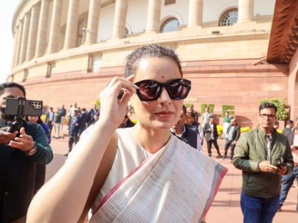 Sonia Gandhi always disregarded Indians, Constitution, and rules: Kangana Ranaut | Sonia Gandhi always disregarded Indians, Constitution, and rules: Kangana Ranaut Sonia Gandhi always disregarded Indians, Constitution, and rules: Kangana Ranaut | Sonia Gandhi always disregarded Indians, Constitution, and rules: Kangana Ranaut