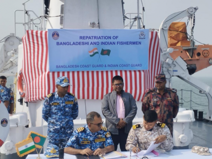 India, Bangladesh release fishermen in mutual exchange | India, Bangladesh release fishermen in mutual exchange India, Bangladesh release fishermen in mutual exchange | India, Bangladesh release fishermen in mutual exchange