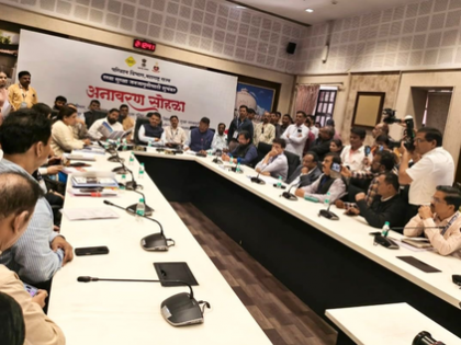 Maha: Audit to be conducted on 'Swachh Mumbai Prabodhan Abhiyan' | Maha: Audit to be conducted on 'Swachh Mumbai Prabodhan Abhiyan' Maha: Audit to be conducted on 'Swachh Mumbai Prabodhan Abhiyan' | Maha: Audit to be conducted on 'Swachh Mumbai Prabodhan Abhiyan'