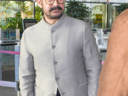 Aamir Khan takes a dig at his obsessions with creative control | Aamir Khan takes a dig at his obsessions with creative control Aamir Khan takes a dig at his obsessions with creative control | Aamir Khan takes a dig at his obsessions with creative control