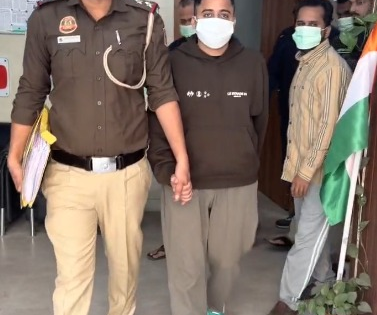 Delhi Police arrest four fraudsters in Rs 16 lakh investment scam | Delhi Police arrest four fraudsters in Rs 16 lakh investment scam Delhi Police arrest four fraudsters in Rs 16 lakh investment scam | Delhi Police arrest four fraudsters in Rs 16 lakh investment scam